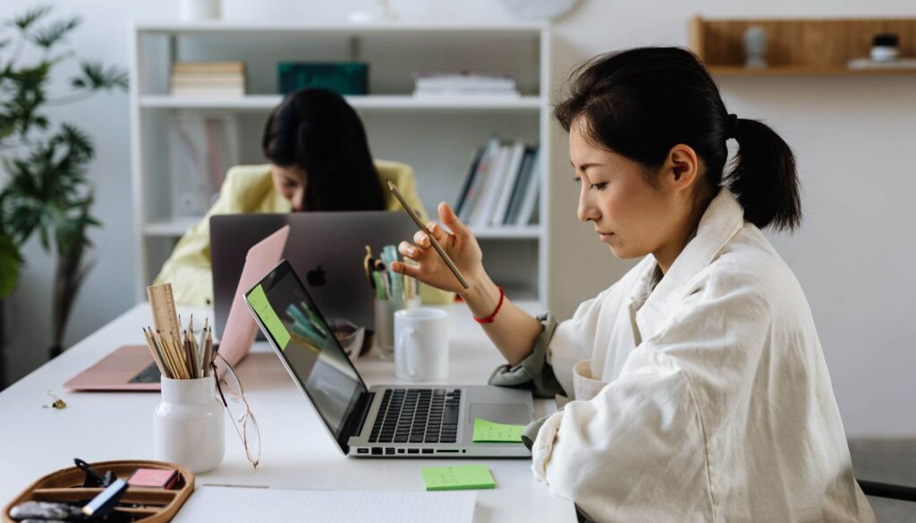 How to Become a Business Analyst with No Experience A Step-by-Step Guide to Starting Your Caree